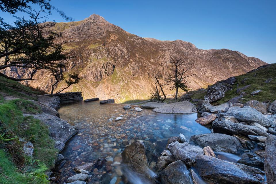 People often try and swim in the weir while enjoying the surrounding views