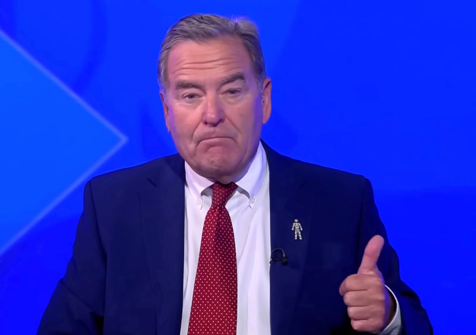 Jeff Stelling is stepping down as host of Soccer Saturday later this month