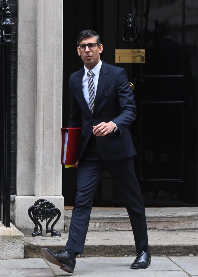 Tories have demanded Prime Minister Rishi Sunak acts 'within days' to help kickstart his fightback against Labour in time for next year’s general election