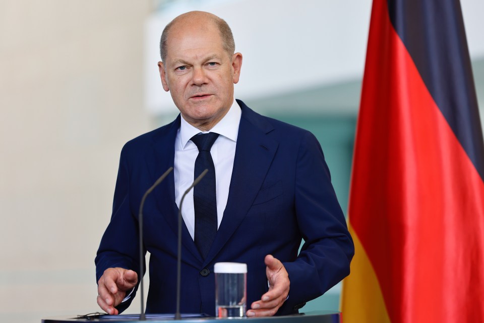 epa10652795 German Chancellor Olaf Scholz attends a news conference after a meeting with Cyprus' President Nikos Christodoulides at the Chancellery in Berlin, Germany, 25 May 2023. German Chancellor Scholz and Cyprus' President Christodoulides met for bilateral talks. EPA/HANNIBAL HANSCHKE