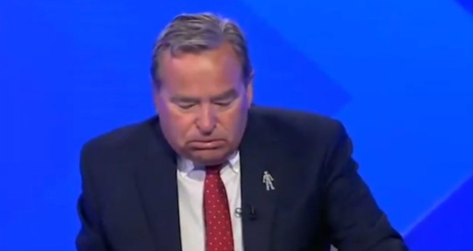 Jeff Stelling broke down in tears on Soccer Saturday, as he spoke about the danger of eating disorders