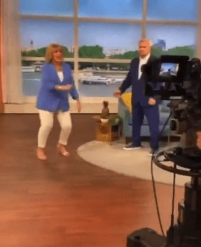 Ruth and Eamonn dance around the This Morning studio in the funny clip