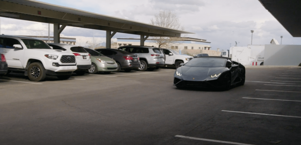 Conor McGregor shows up to first bout on The Ultimate Fighter in a Lamborghini