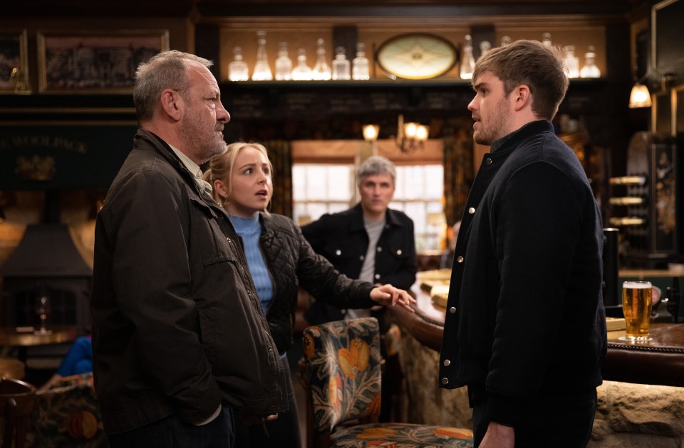 Belle Dingle tries to push Tom towards his uncle Jimmy King