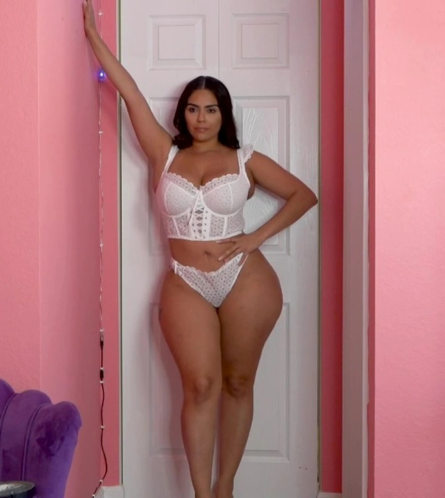 Rebecca J said Victoria's Secret "doesn’t always get it right" for curvy women