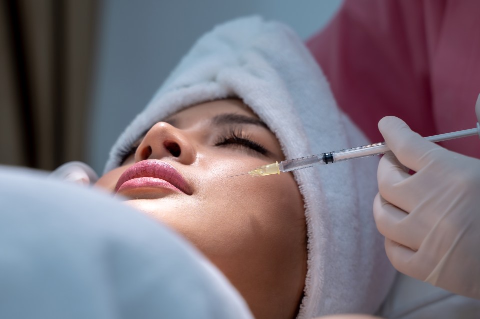 Brits are opting for a more natural look by snubbing Botox and lip fillers