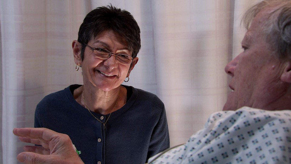 Evelyn bumps into Yasmeen Nazir in the hospital