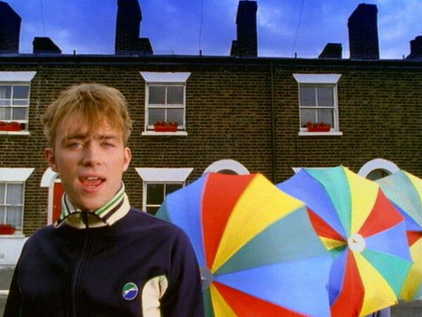 One of Damon's main drivers is to keep Blur’s much-loved songs alive — including Parklife, Damon in the video