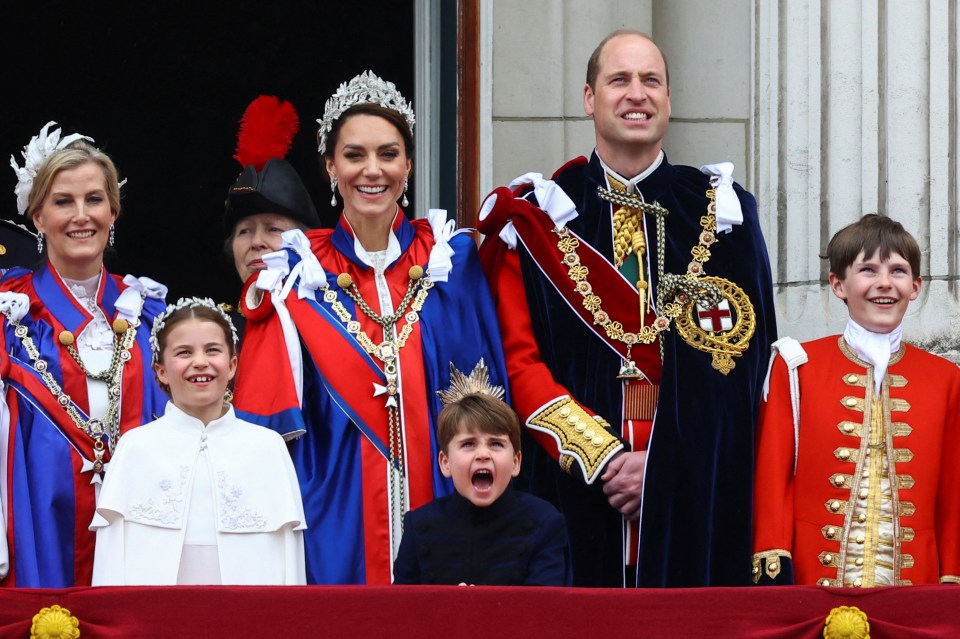 She also claims to have worked out what distracted Prince Louis on the balcony, as well as a conversation between Kate and the Duchess of Edinburgh