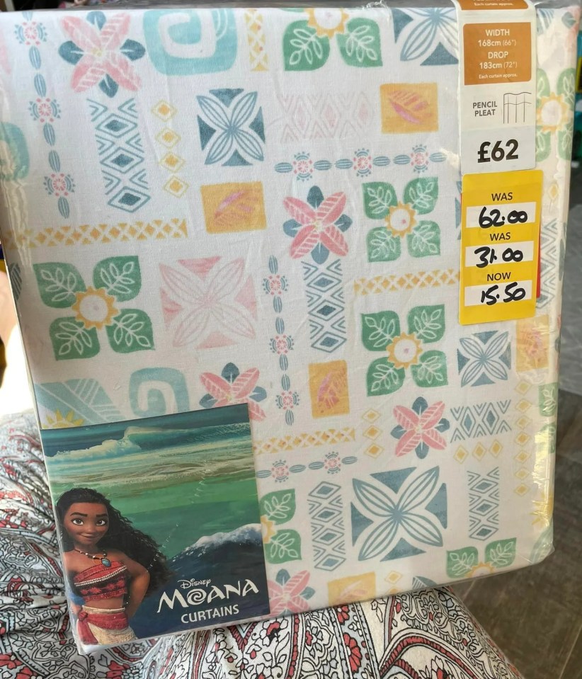 A delighted shopper shared her bargain buy from Dunelm that’ll help keep bedrooms in your house cool