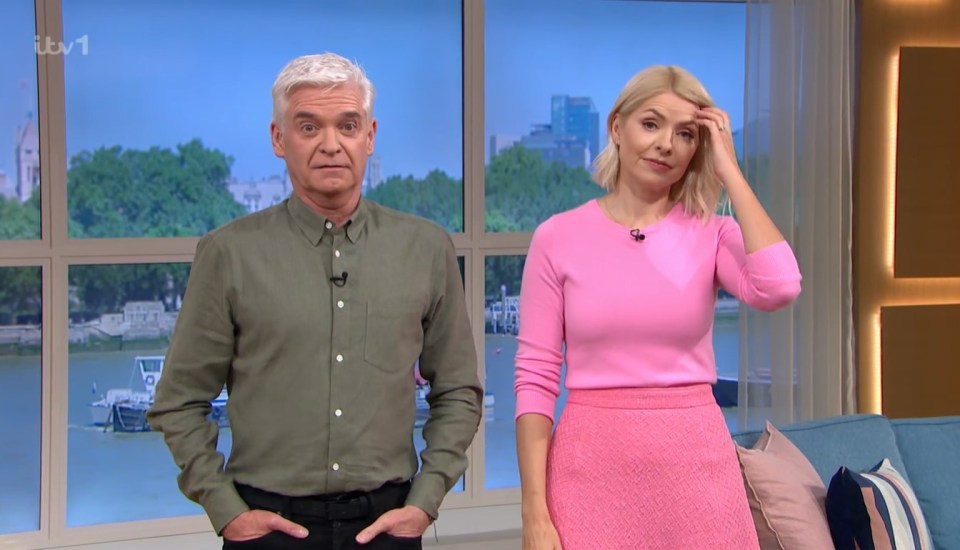 Body language expert Judi James claims Holly Willoughby looked 'uncomfortable' on This Morning