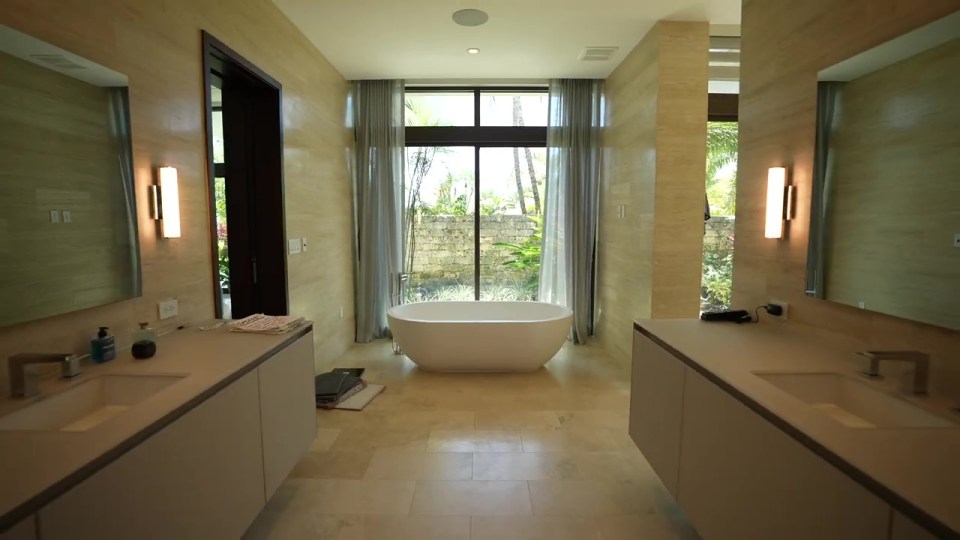 The mansion has a lovely bathroom