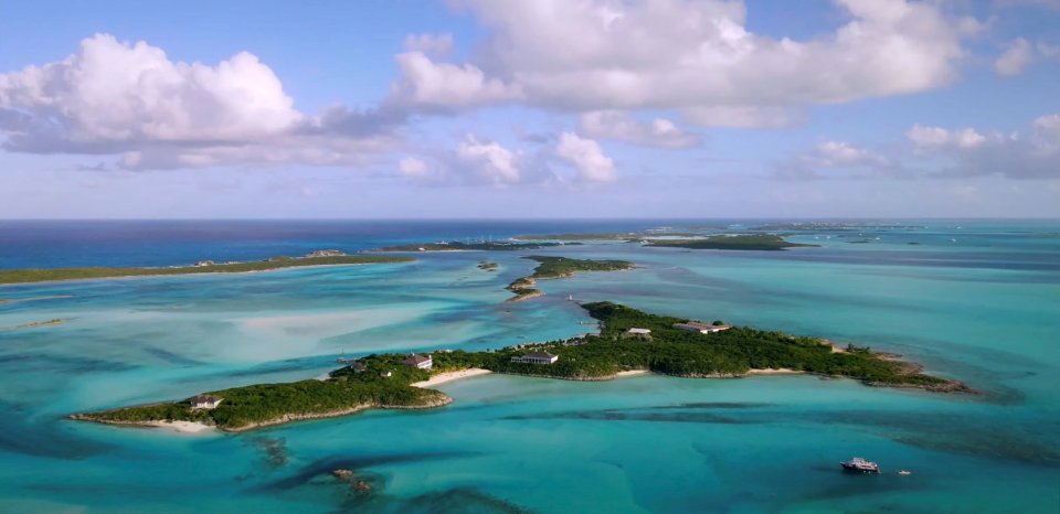 Little Pipe Bay is surrounded by lush jungle and pristine waters