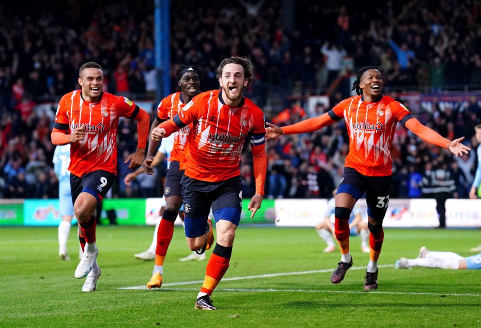 The Hatters blew apart Sunderland on a memorable night at Kenilworth Road