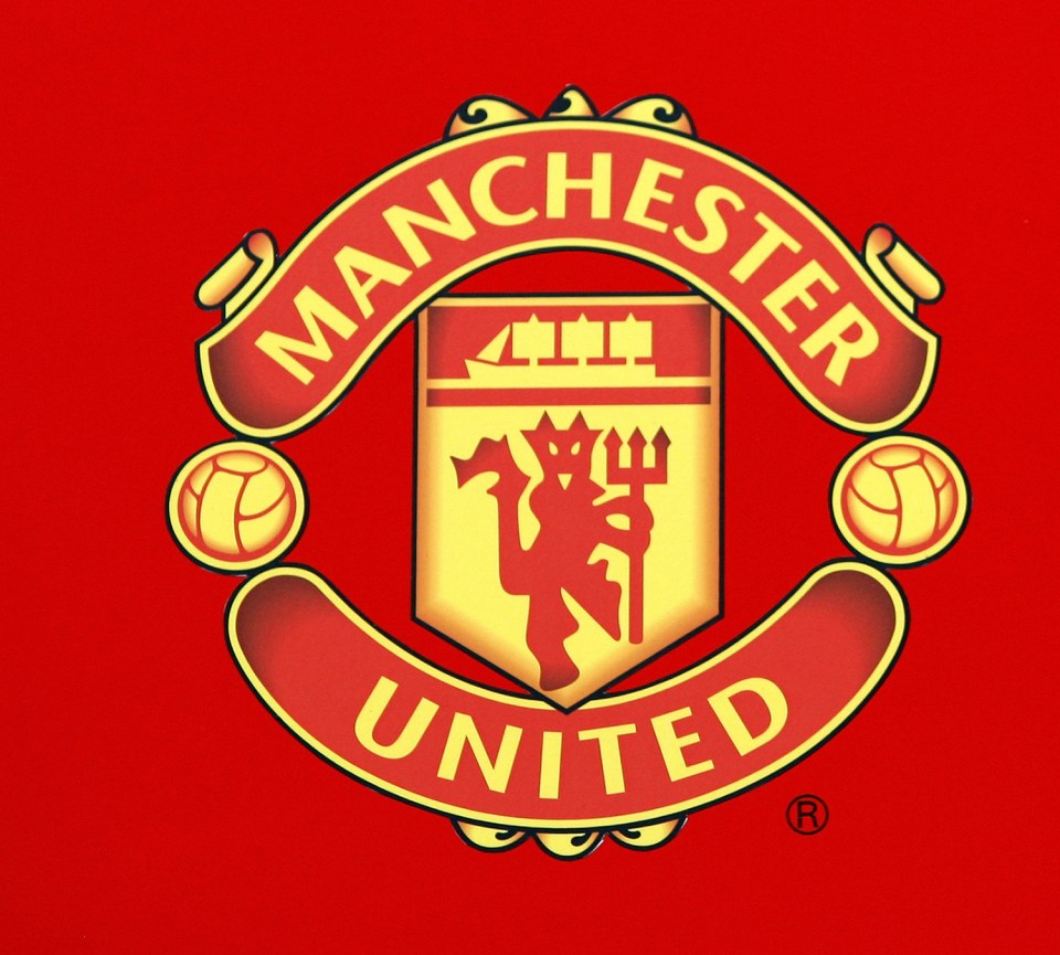 Fans are not happy with a chance to the club badge on the United's third kit