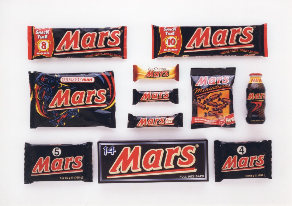 EXCLUSIVE By Daniel Jones - with pics of new wrappers, , , , MARS is to be the first confectionary firm to ditch plastic packaging and return to wrapping chocolate bars in paper - as they did up until the 1970s. , , , , It means bars will feel a little different when chocolate fans pick them up next time, but the company is promising the paper won't affect the freshness - or they get a refund. , , , , The trial starts in 500 Tesco stores next week, and - provided there are no major issues - the new wrappers will be rolled out to all retailers and the brands other favourites like Bounty, Galaxy, Maltesers, Milky Way and Snickers. , , , , Such a move across Mars full range would save thousands of tonnes of plastic a year going to landfill. If rivals like Cadburys and Nestle follow suit, as is expected, it will save tens of thousands., , , , The new wrappers can be easily recycled. Mars was sold in hand-wrapped paper from launch in 1932 up until 1977.