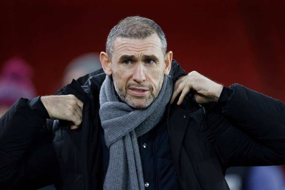 Fans have hit back at Martin Keown's 'excuse' for Arsenal supporters leaving early