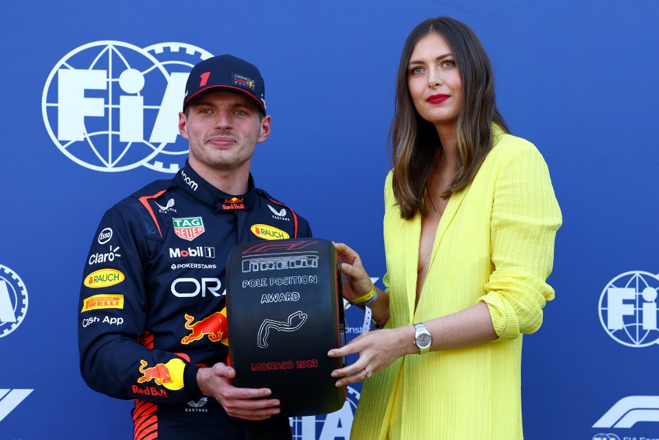 Maria Sharapova presented Max Verstappen with a prize for pole position - wearing a long yellow outfit and no bra