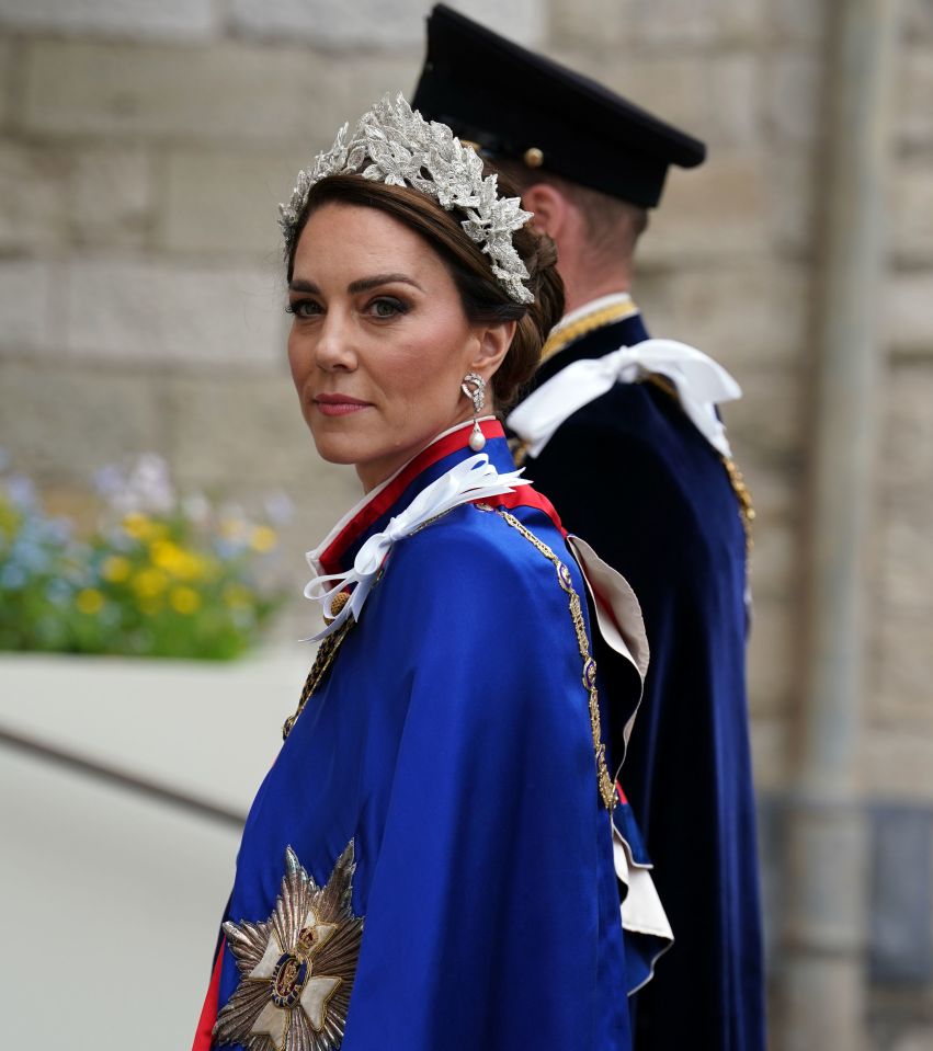 Kate Diana's pearl and diamond earrings as well as the George VI Festoon Necklace, given to the late Queen