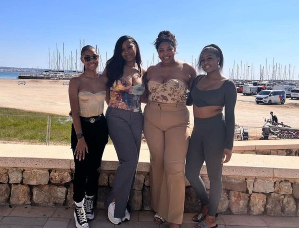 A group of friends flew to Spain for just £30