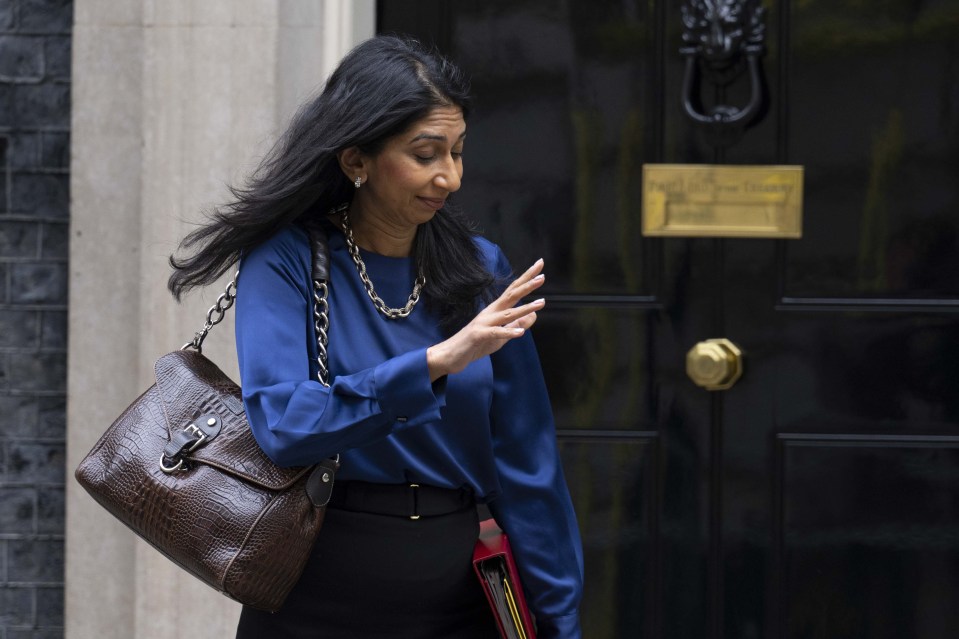 Suella Braverman will stay on as Home Secretary following accusations she tried to "cover up" speeding points