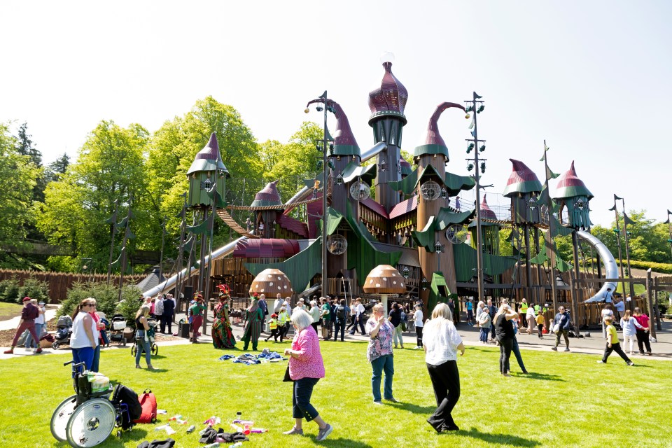 A huge new play structure has opened in the UK