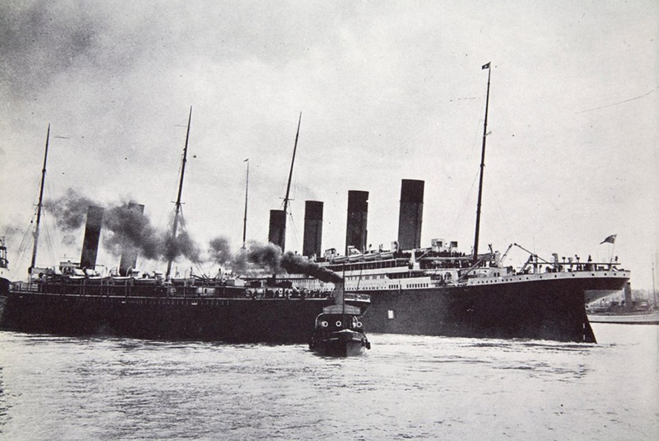 The Titanic nearly collided with another ship in the harbour as it set off