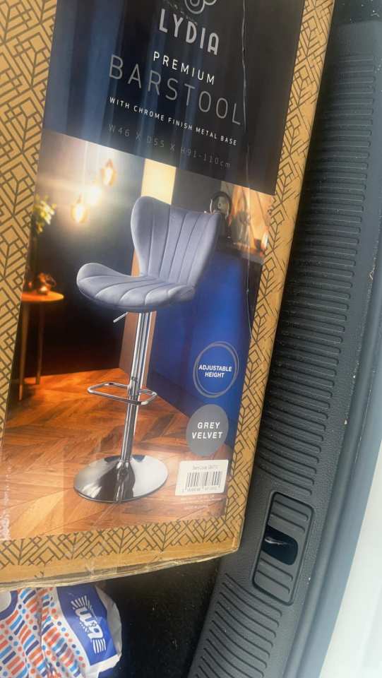 B&M shoppers have been rushing to buy a barstool for £5