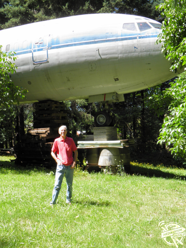 Bruce Campbell, 73, now loves to live in the renovated plane