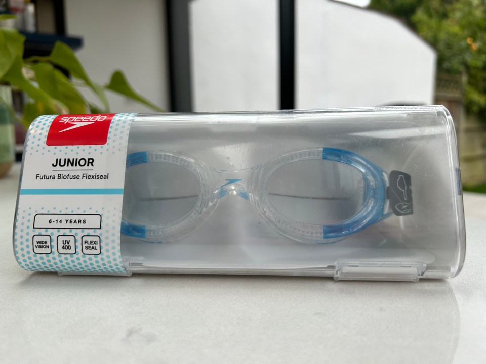 Junior Futura Biofuse Flexiseal swimming goggles