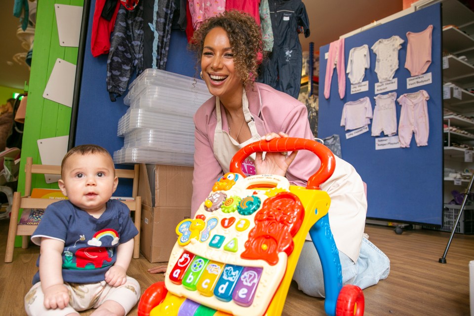 Leona Lewis today backs Fabulous campaign Baby, Bank On Us as she visits the Hackney Family Centre in London