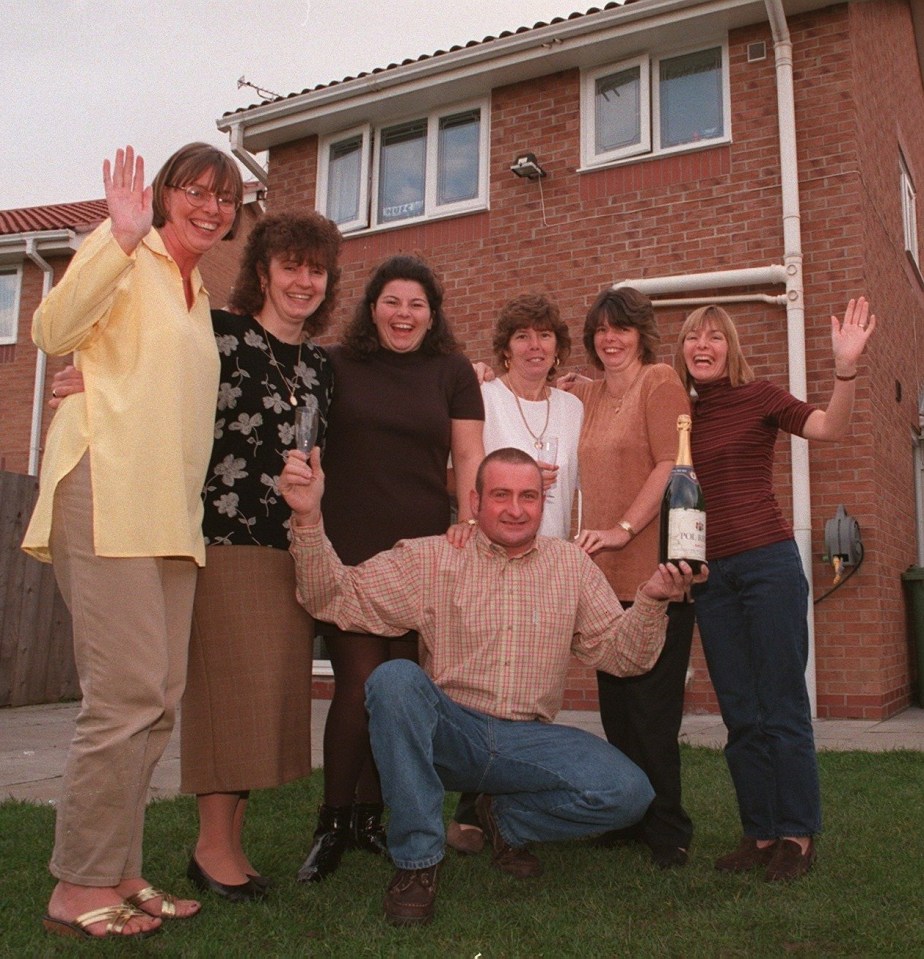 Candlish's relatives toast his big win. From left to right: Rachel Hebble, Gloria Matfin, Melanie Candlish, Ken Hebble, Jenny Candlish, Maureen French, and Linda Murray