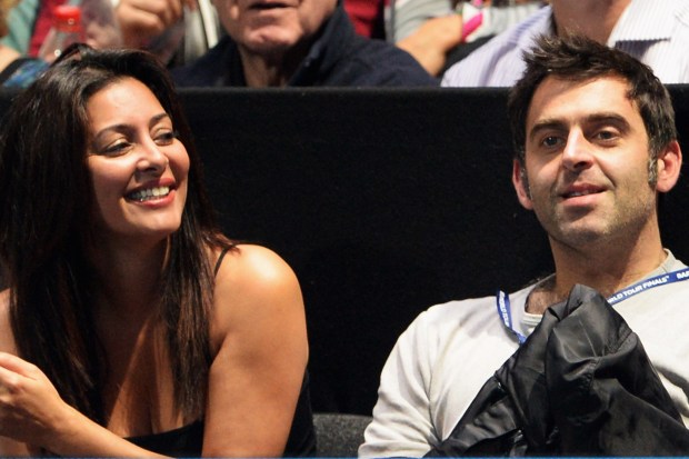 LONDON, ENGLAND – NOVEMBER 05: (L-R) Actress Laila Rouass and Snooker player Ronnie O’Sullivan watch the men’s singles match between Novak Djokovic of Serbia and Roger Federer of Switzerland during day two of the Barclays ATP World Tour Finals at O2 Arena on November 5, 2013 in London, England. (Photo by Michael Regan/Getty Images)