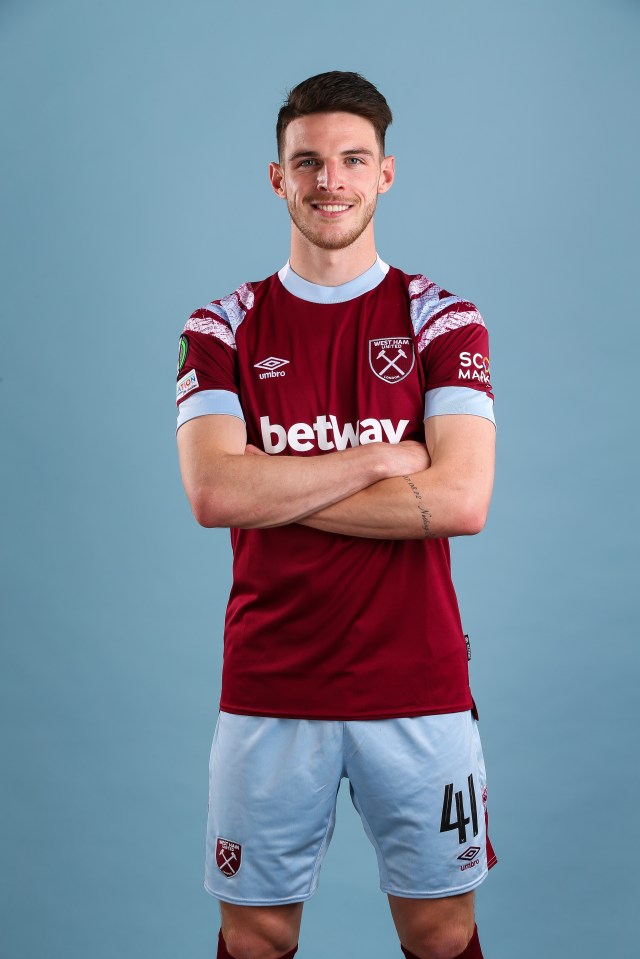 Man Utd are willing to offer two players to get Declan Rice