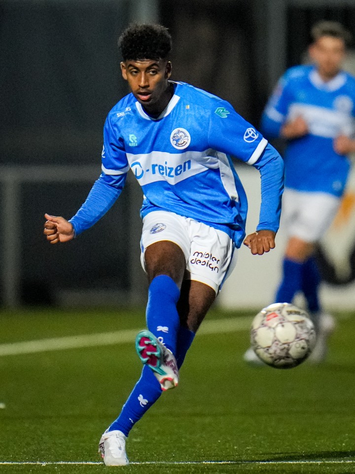 Gedion Zelalem plays for Den Bosch in the Netherlands