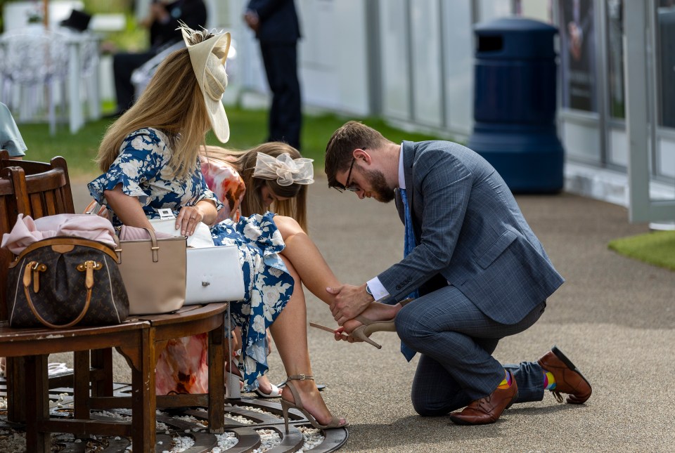 One guest got the Cinderella treatment from a well-dressed gentleman