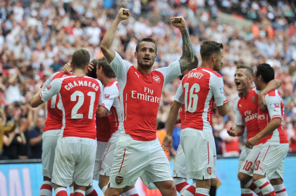 Debuchy during Arsenal's Community Shield clash with Manchester City in 2014