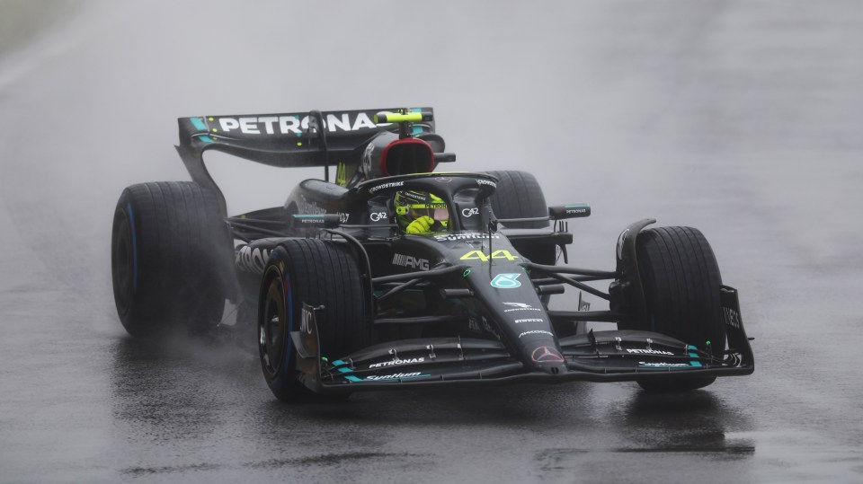 Wet conditions meant drivers were unable to complete final laps