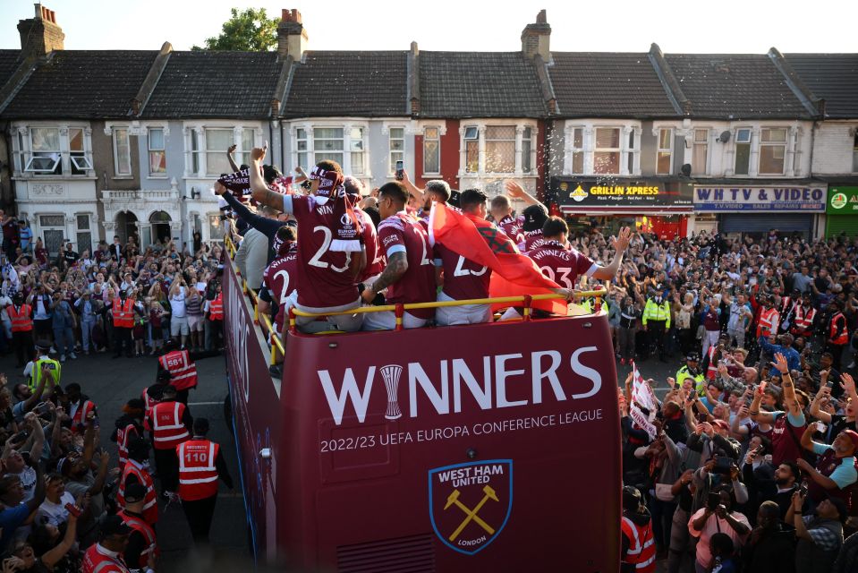 West Ham players given a hero's welcome back to East London