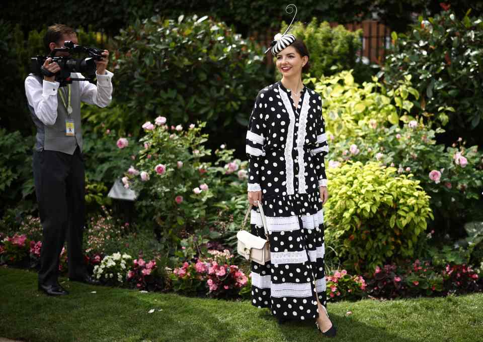 This monochrome, polka dot  look gained all the style points