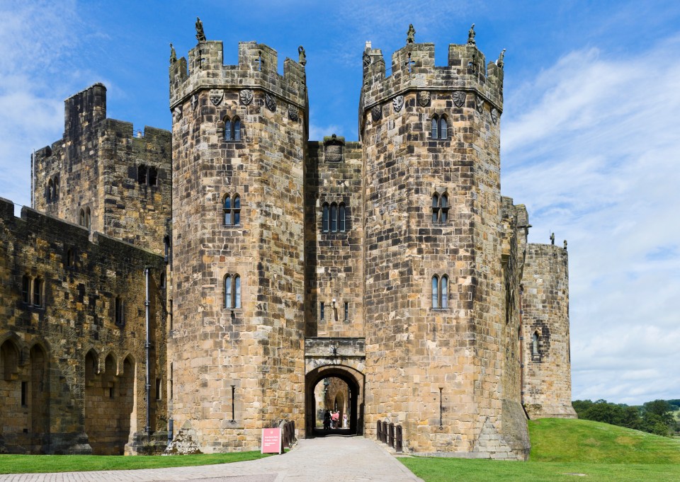 Alnwick castle was used as a filming location for the Harry Potter films