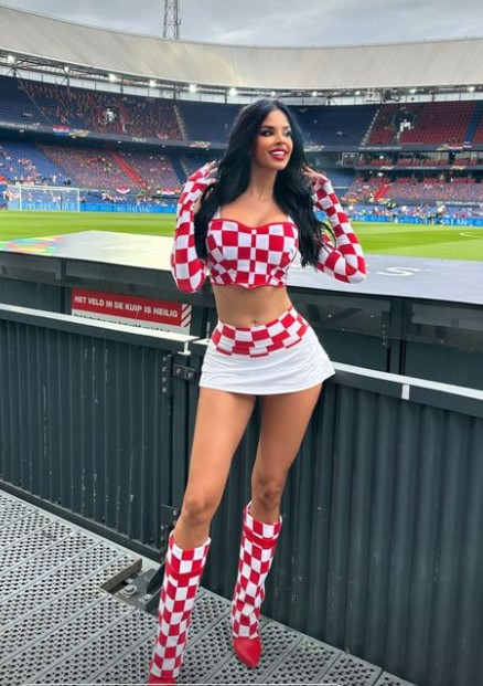 World Cup’s sexiest fan Ivana Knoll stole the show at the Nations League final