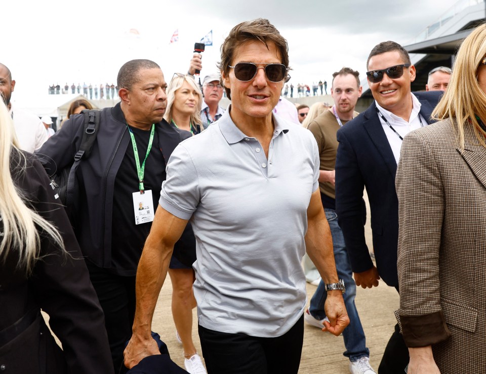 Tom Cruise gave very brief answers to Martin's questions