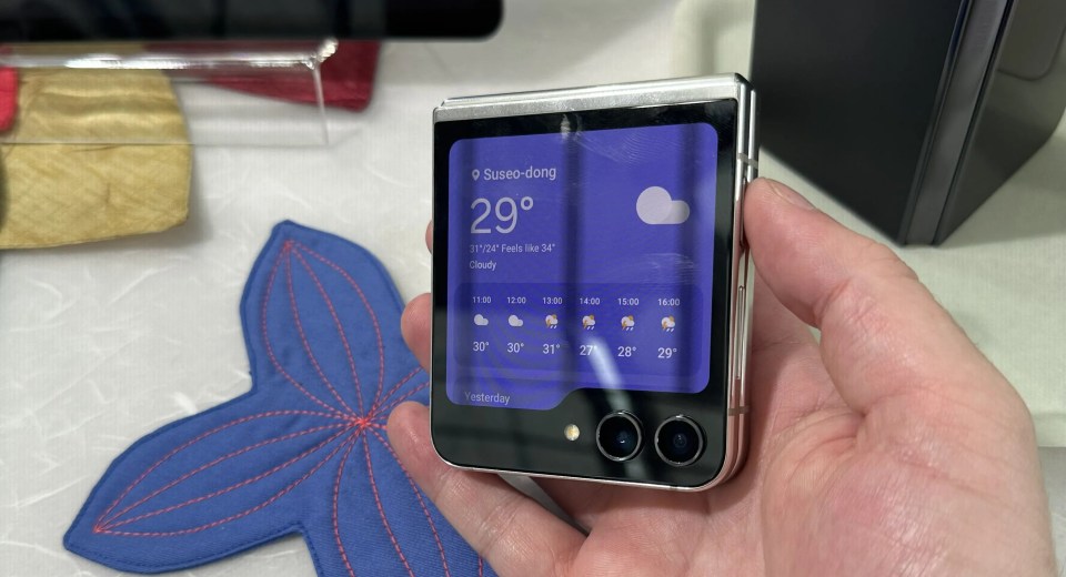 Now in its fifth version, Samsung seems to have nailed the Flip