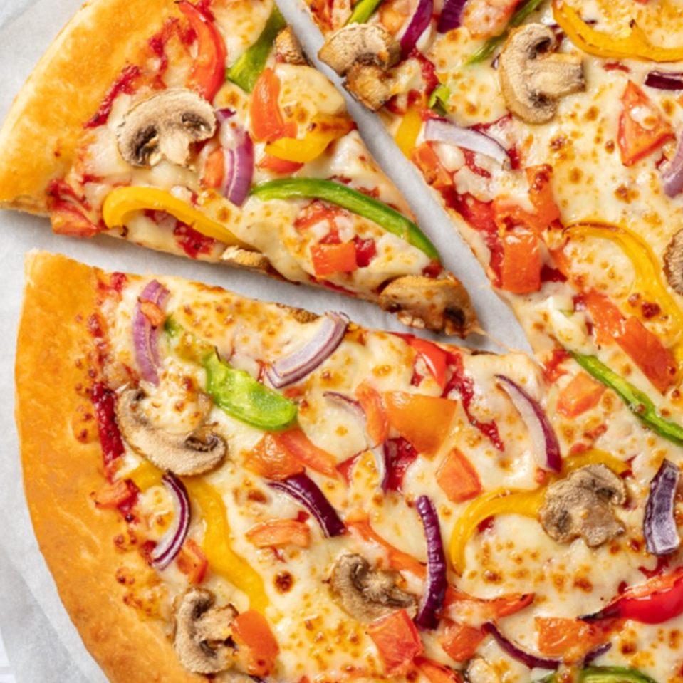 Pizza Hut veggie supreme</p>
<p>//www.facebook.com/pizzahutuk/photos/its-called-a-veggie-supreme-for-a-reason-no-better-way-to-celebrate-worldvegetar/10157352885192278/