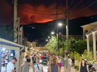 Holidaymakers were urged to flee as wildfires raged in Kassiopi, Corfu