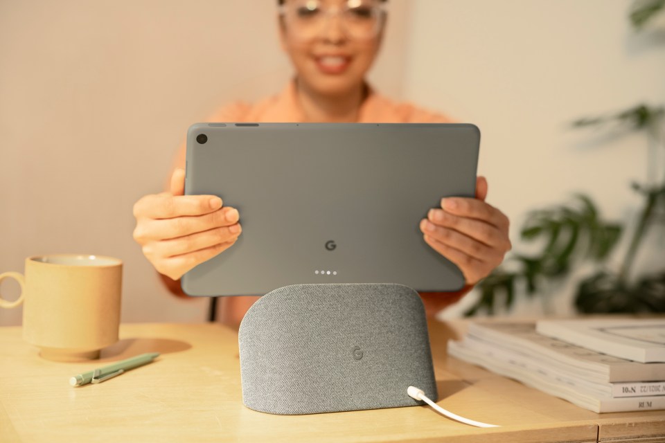 Pixel Tablet comes with a dock for sound and charging