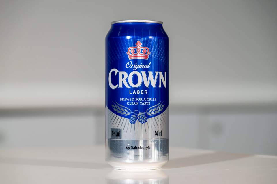 *******SUN TASTE TEST***** THE SUNS CONSUMER REPORTER JAMES FLANDERS TESTS SUPERMARKET OWN BRAND BEER. CROWN LARGER FROM SAINSBURYS PIC BY SIMON JONES