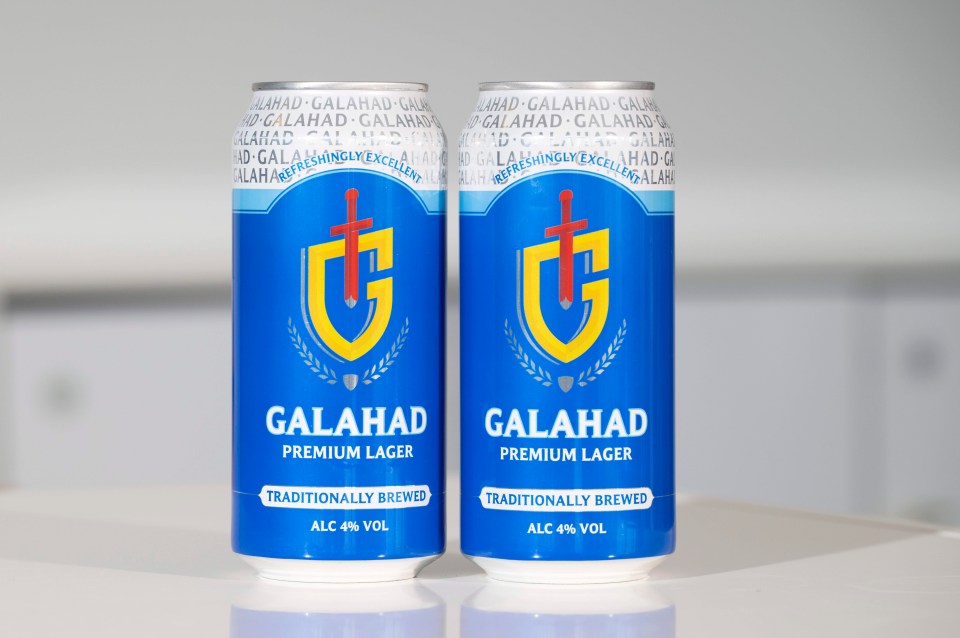 *******SUN TASTE TEST***** THE SUNS CONSUMER REPORTER JAMES FLANDERS TESTS SUPERMARKET OWN BRAND BEER. GALAHAD FROM ALDI PIC BY SIMON JONES