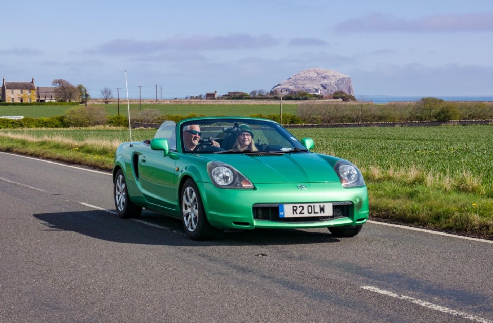 T625JX East Lothian, UK. 28 April 2019. Classic Car Tour: North Berwick Rotary Club holds its 3rd rally with 65 classic cars entered. The car rally route is from East Lothian and back through the Scottish Borders, raising money for local charities. A 2000 Toyota MR2 roadster convertible classic sports car